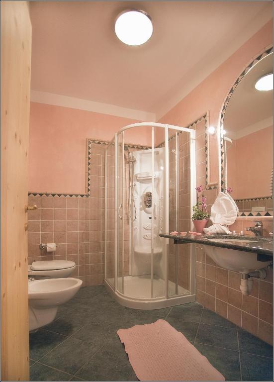 Chalet Al Faggio Guest House Lenzumo di Concei Room photo