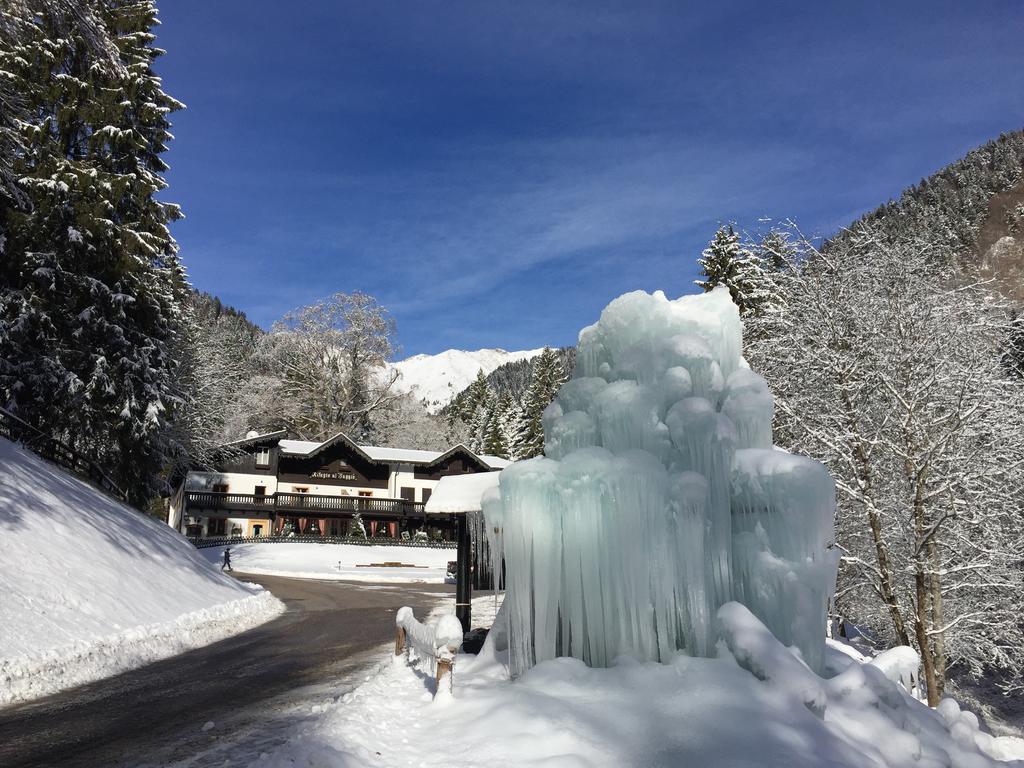 Chalet Al Faggio Guest House Lenzumo di Concei Exterior photo